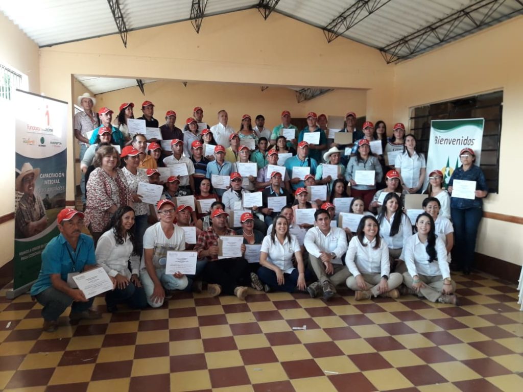Clausura del curso «Herramientas básicas para el crecimiento de su negocio agrícola»