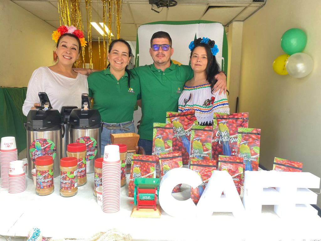 Cumpleaños Cooperativa de Caficultores de Antioquia: Sede